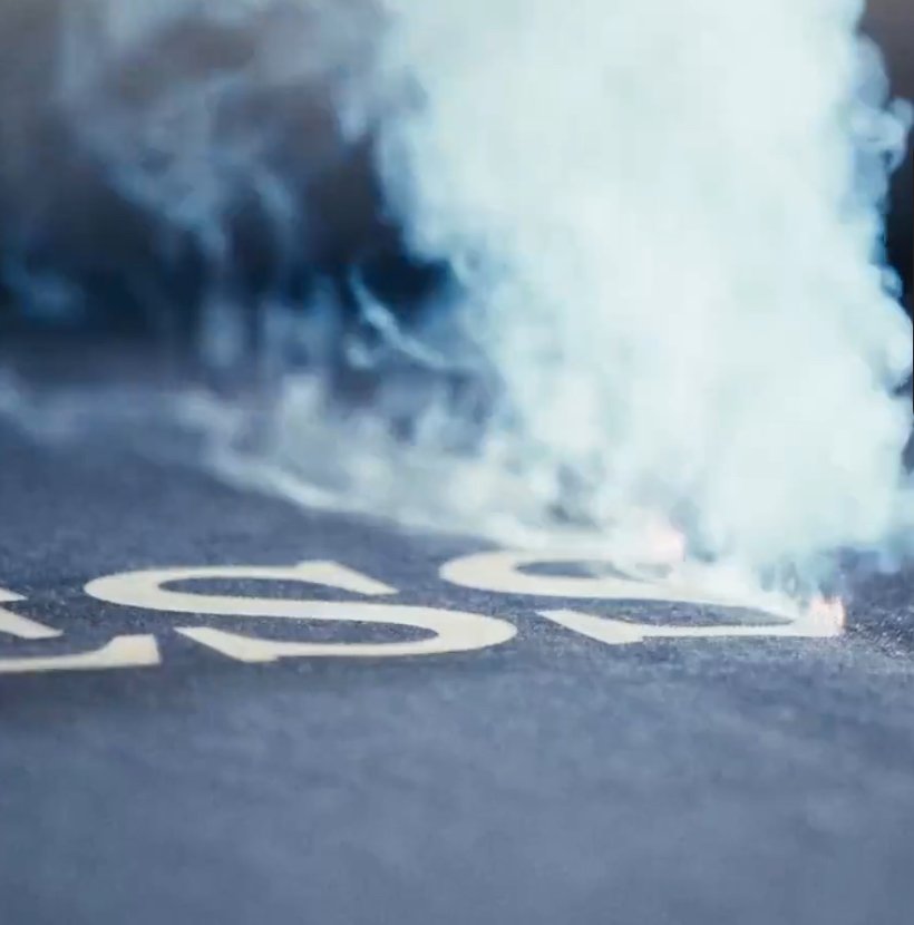 Guess Jeans Airwash Technology: Innovating Stonewash Denim Culture