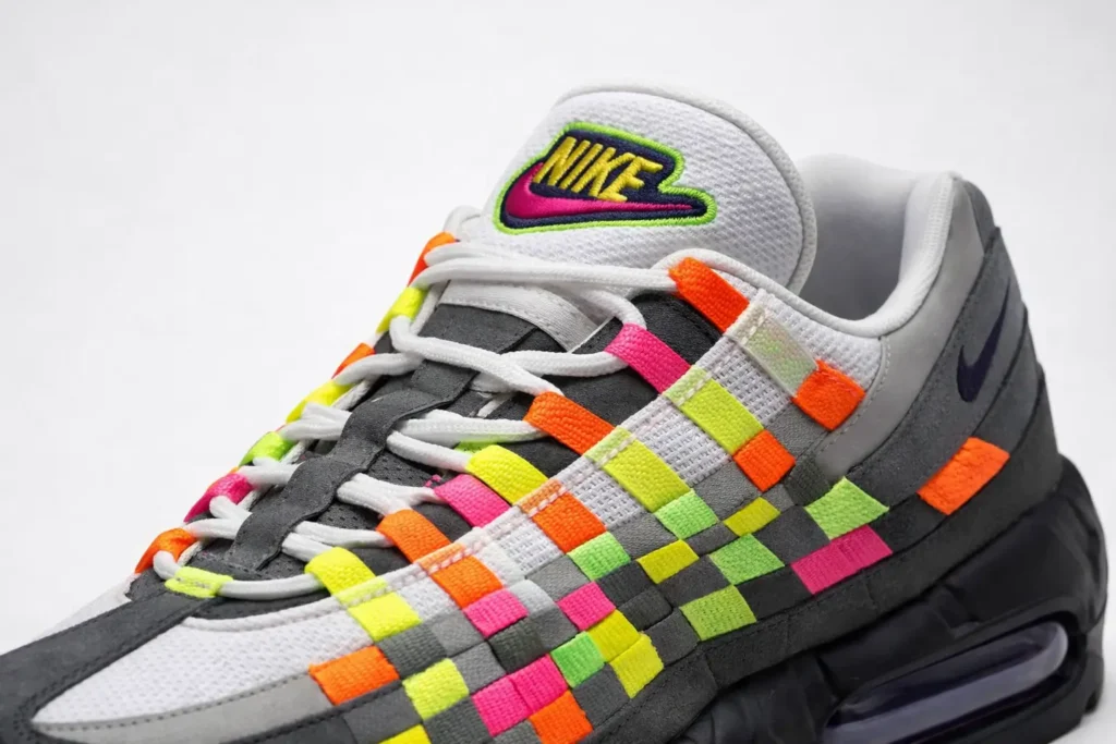 Nike Air Max 95 Woven “Grey/Multi”: A Gradient Held in Tension