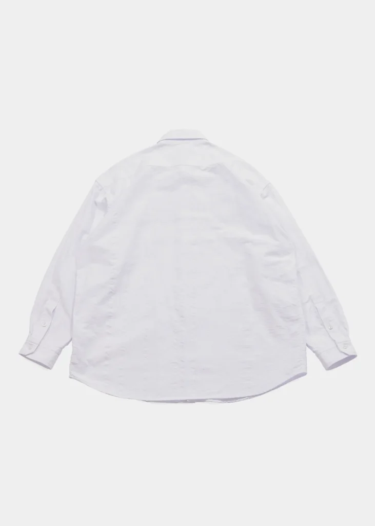 Rear view white APPLEBUM oxford shirt clean silhouette and relaxed proportions
