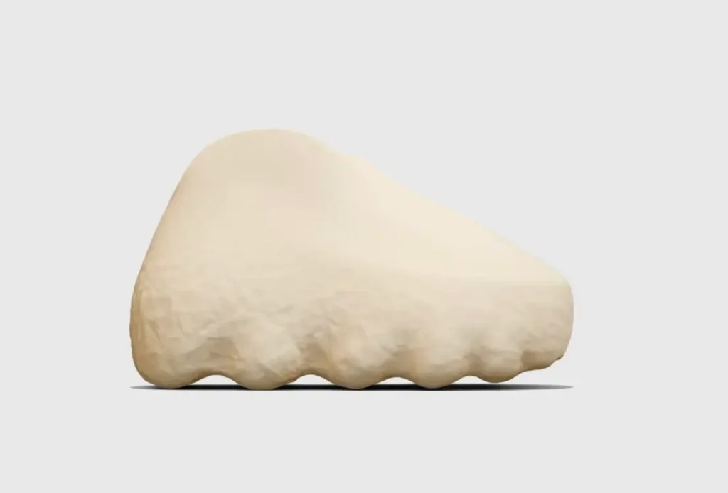 Oat tincture Mars Mellow slip-on with a rounded upper and rugged cloud-like base