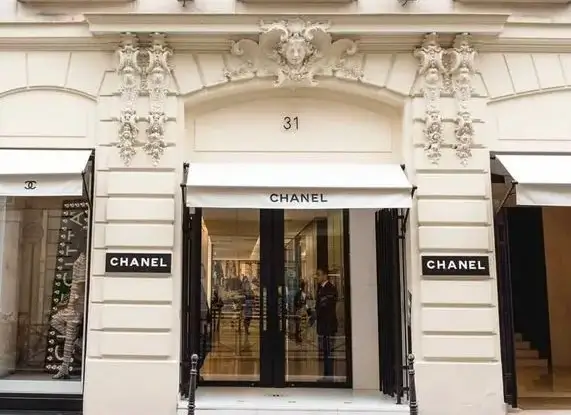 Chanel Flagship Store At 31 Rue Cambon In Paris